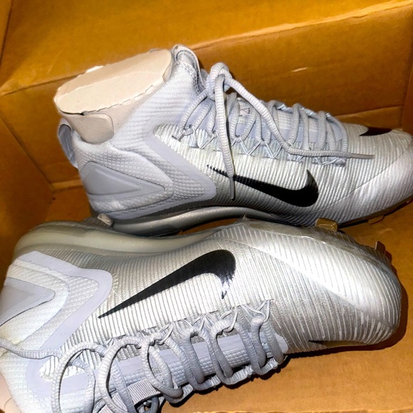 NEVER been worn before NIKE cleats‼️ - Picture 3 of 3
